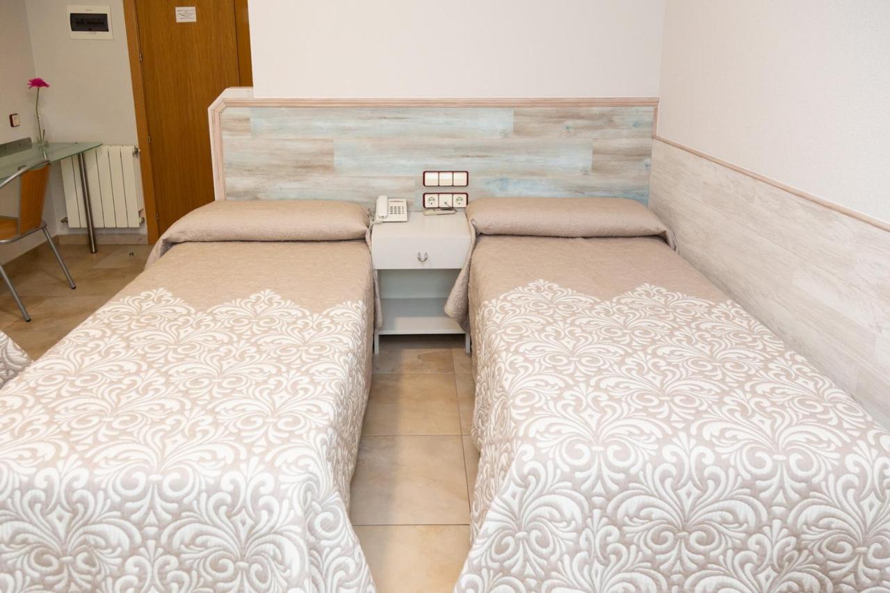 Hostal Viky Madri Exterior foto