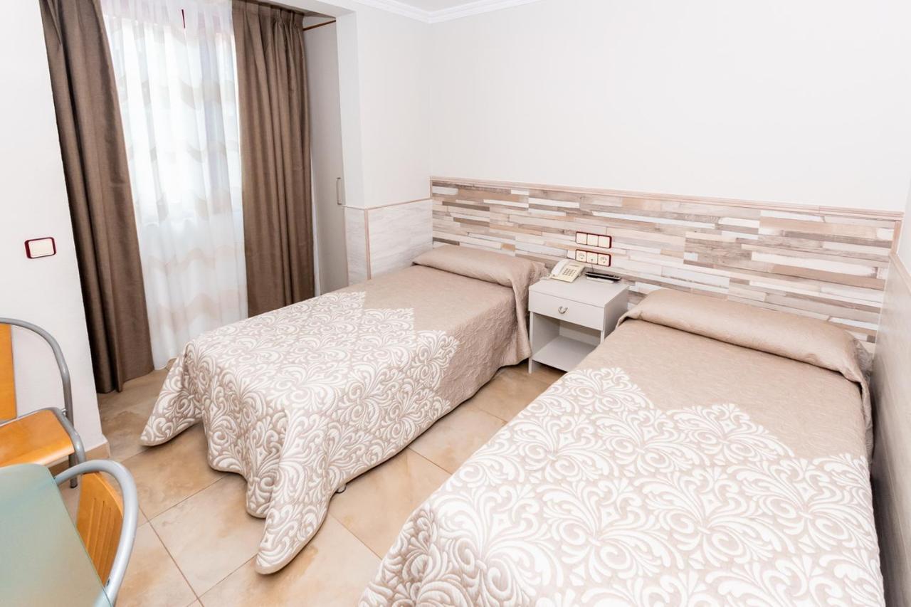 Hostal Viky Madri Exterior foto