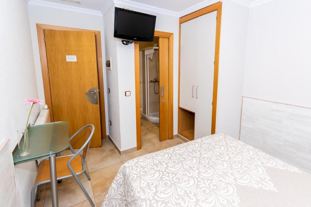 Hostal Viky Madri Exterior foto