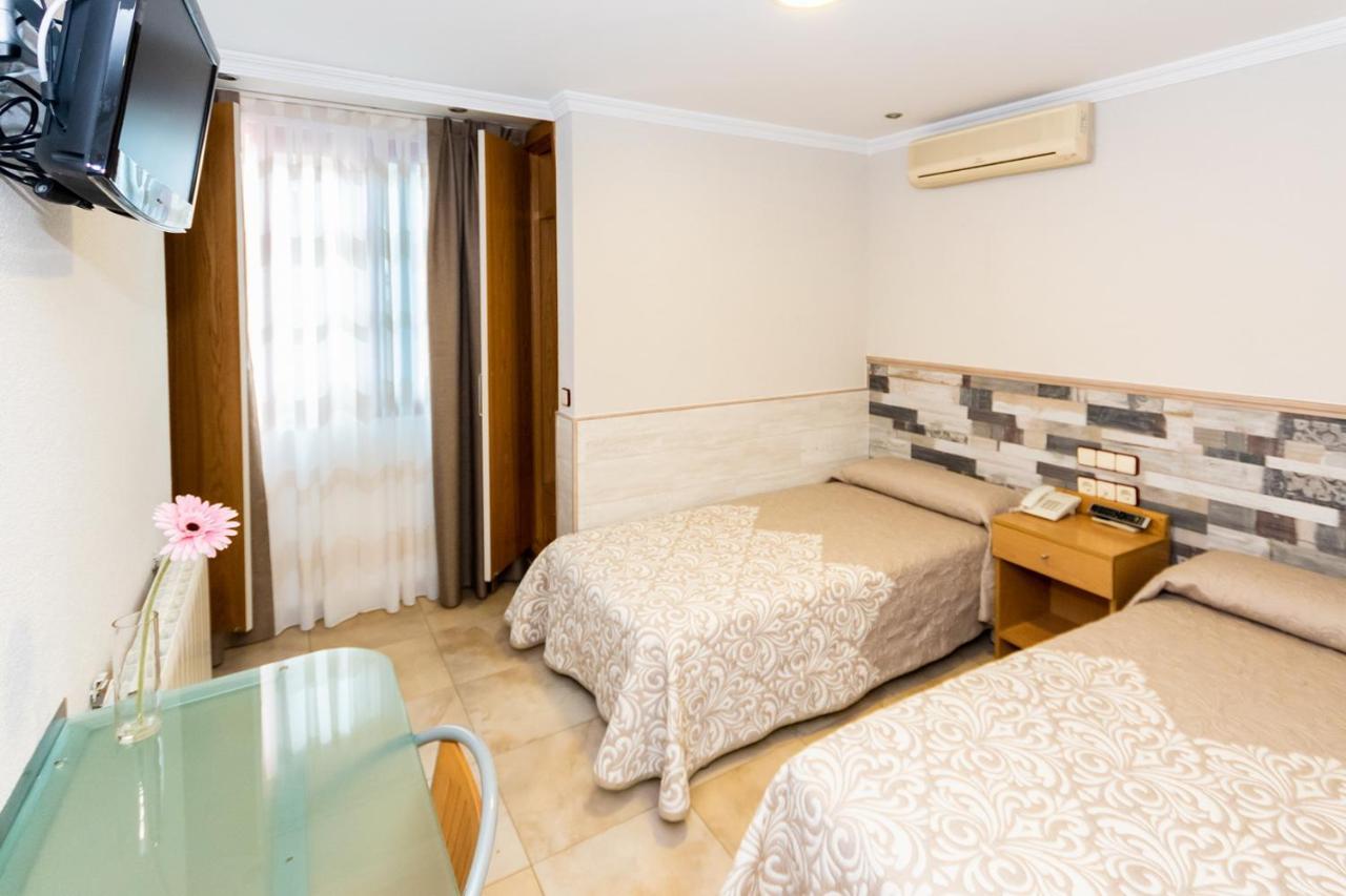 Hostal Viky Madri Exterior foto