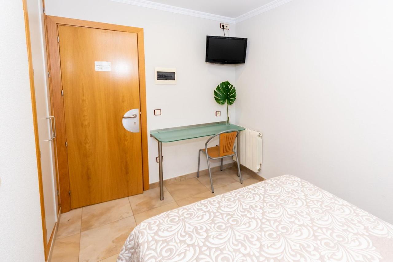 Hostal Viky Madri Exterior foto