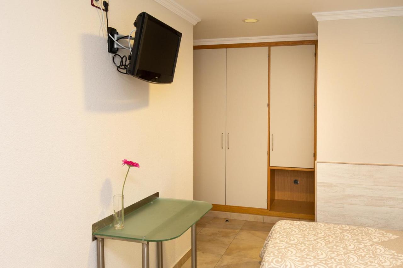 Hostal Viky Madri Exterior foto