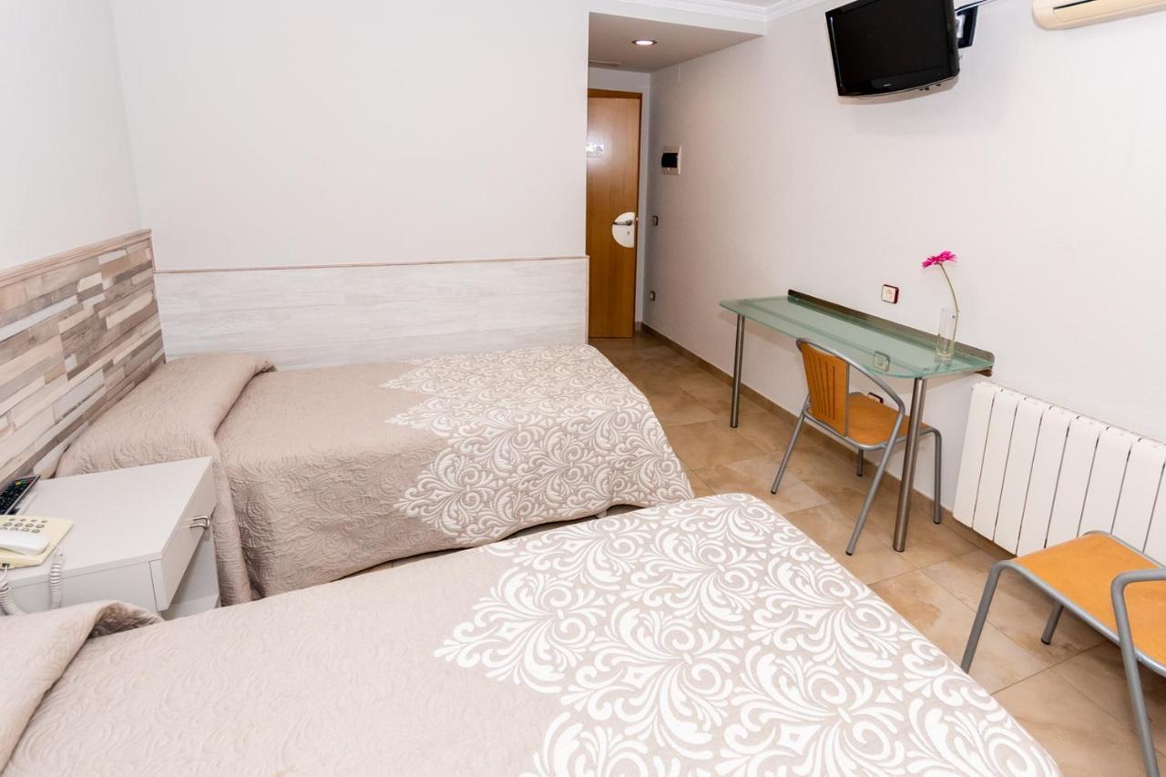 Hostal Viky Madri Exterior foto