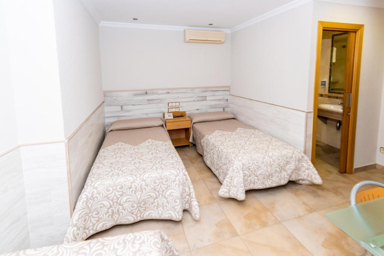 Hostal Viky Madri Exterior foto